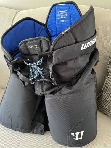 Black Used Junior Large Warrior Covert DT2  Hockey Pants (for height 5'0" - 5'5")