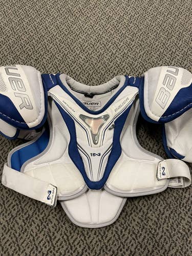 Bauer Nexus 1N XL senior Shoulder pads