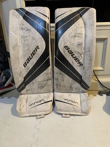 Black Junior 28" Bauer  Vapor X700 Goalie Leg Pads