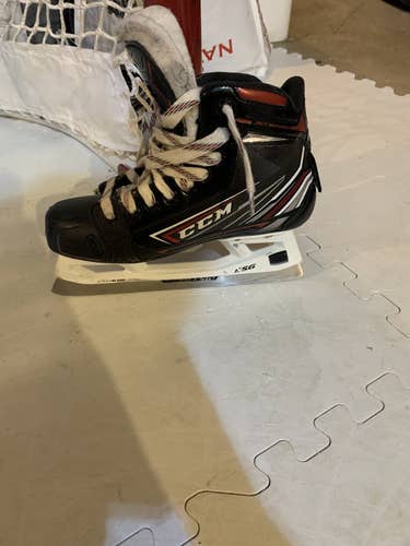 Junior CCM Regular Width  Size 4.5 Jetspeed FT480 Hockey Goalie Skates