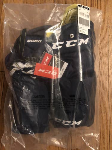 Blue Junior New Medium CCM Tacks 9060 Hockey Pants