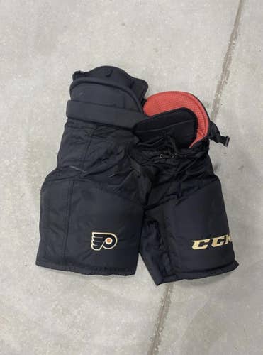 Philadelphia Flyers Medium CCM HP45 pants