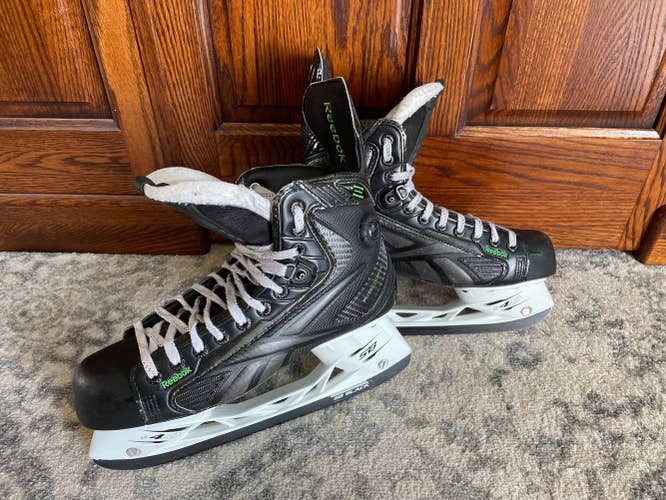 Senior Reebok Regular Width  Size 10 Ribcor Hockey Skates