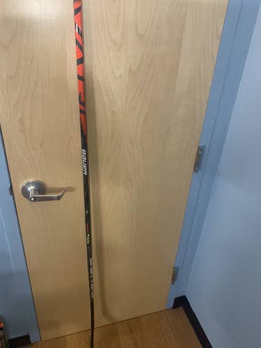Senior Right Handed Toe Pattern Pro Stock Vapor FlyLite Hockey Stick