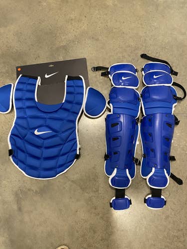 Nike pro vapor catching gear set 17in