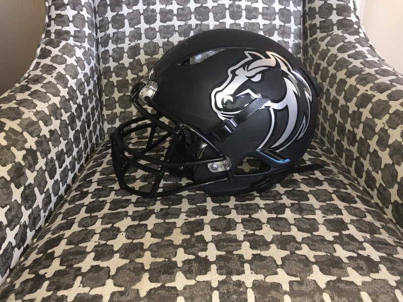 Xenith Shadow XR Youth Medium Football Helmet