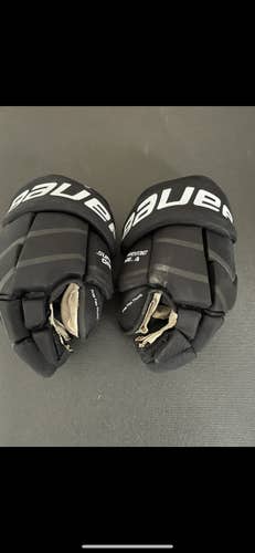 Bauer Supreme Hockey Gloves