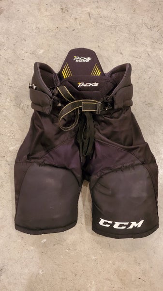 Black Junior Used Small CCM Tacks 5092 Hockey Pants