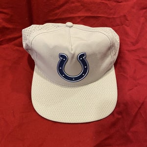 NFL Indianapolis Colts Team Issued Nike SnapBack Hat * NWOT NEW