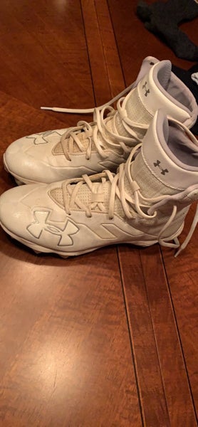 White Men's Size 6.0 (Women's 7.0) Under Armour