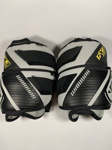 Warrior ritual rx3 Pro knee Guards-  Senior  Brand New!