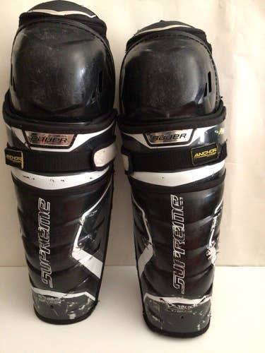 Senior Bauer  Supreme 2S Shin Pads