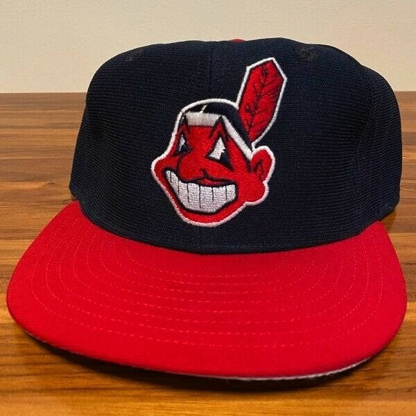 Cleveland Indians Hat Baseball Cap Fitted 7 1/2 New Era Blue MLB Vintage Wahoo