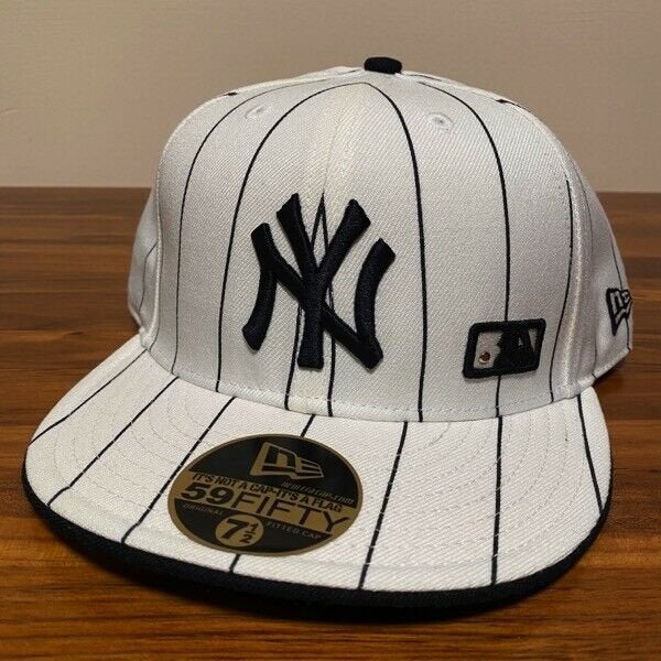 New York Yankees Hat Baseball Cap Fitted 7 1/2 New Era White Pinstripe  Vintage