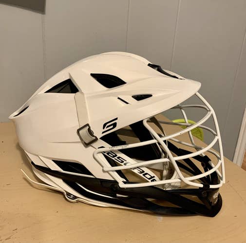 White Used Adult Cascade S Helmet