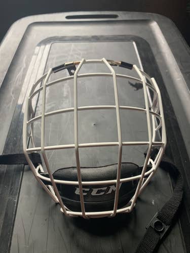 Medium White CCM Full Cage FM580