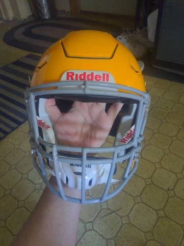 Adult large yellow Riddell SpeedFlex Helmet