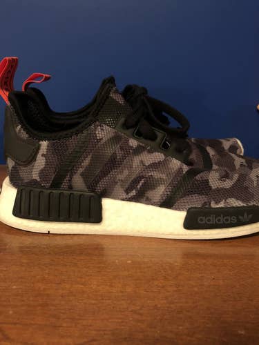 Black Men's Size 10 (Women's 11) Adidas Nmd Shoes
