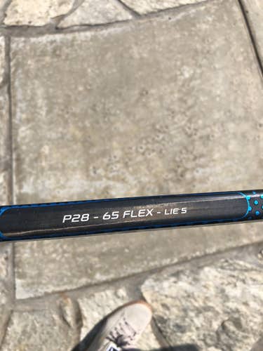 Intermediate Right Handed P28  Nexus 3N Pro Hockey Stick