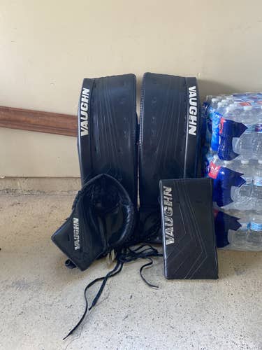 Black Senior 34" Vaughn  Ventus SLR2 Pro Goalie Leg Pads