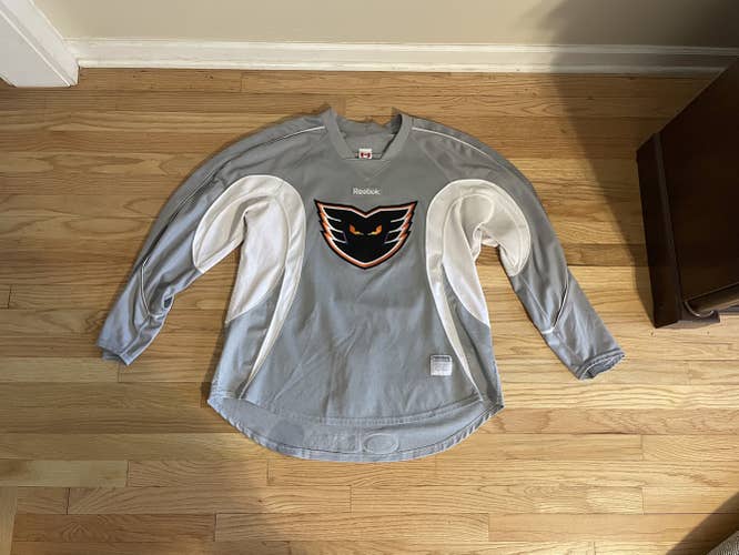 Adirondack/Lehigh Valley Phantoms Size 56 Reebok Jersey with socks