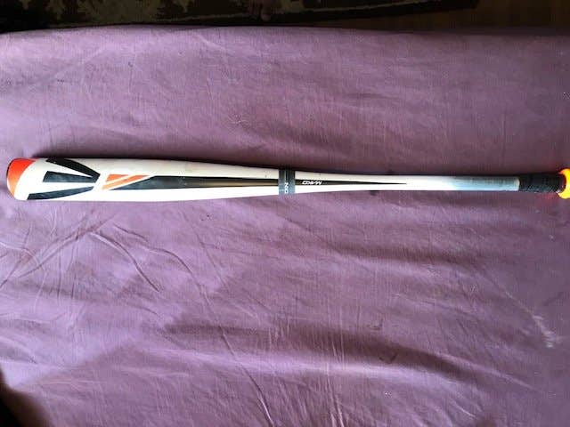 Used High School/College BBCOR Certified Easton Alloy Mako Bat (-3) 34"
