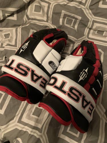 Black Used Senior Easton Synergy Gloves 14"