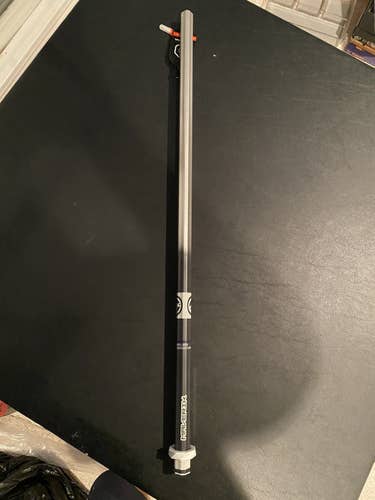 Brand new tag still on Maverik Union Shaft Lacrosse Shafts