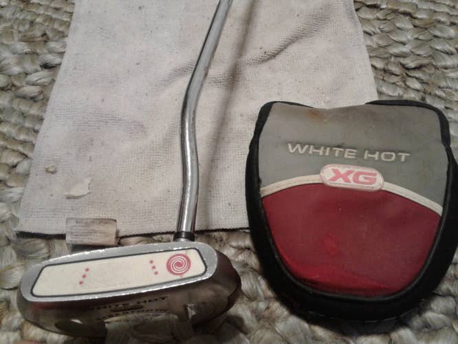 Used Men's Odyssey Right Handed Mallet White Hot XG Sabertooth Putter 35"
