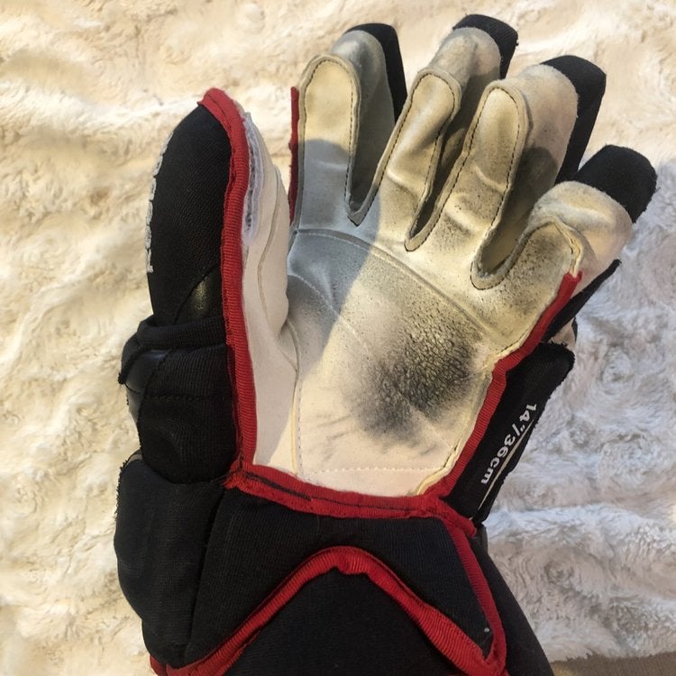 reebok 4 roll gloves