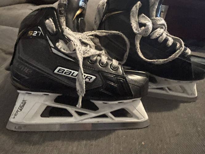 Used Bauer Regular Width Size 1 Supreme S27 Hockey Goalie Skates