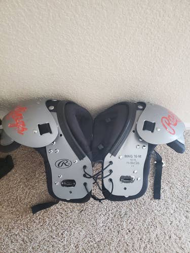 Used Medium Rawlings Shoulder Pads