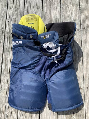 Blue Junior Medium Bauer  Supreme S29 Hockey Pants
