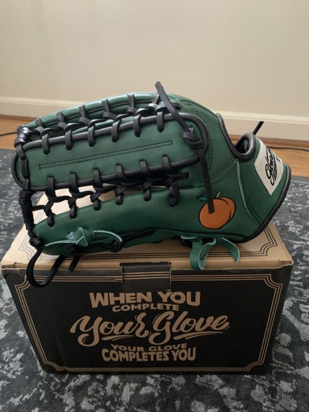 Gloveworks Used Left Hand Throw LHT Baseball Glove 12.5"
