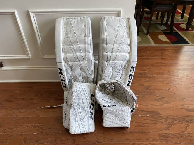 Senior 32+1 CCM Extreme Flex 3.9