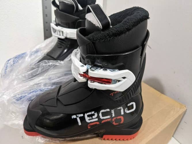 New Tecnopro Ski Boots Black Size Mondo 17.5 Youth