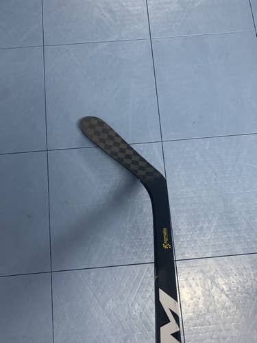 Senior Left Hand Mid Pattern Pro Stock Super Tacks AS1 Hockey Stick