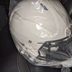 New YOUTH SMALL - MEDIUM Riddell Victor WHITE Helmet