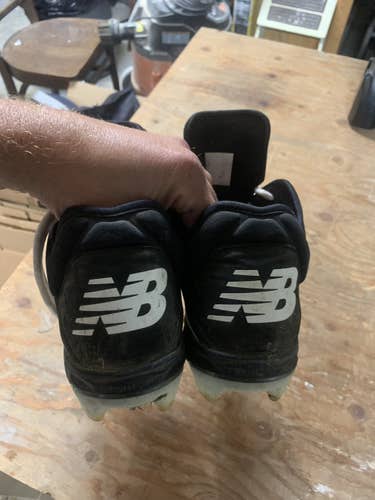 Black Men's Molded Cleats New Balance
