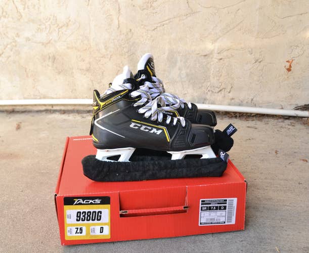New Senior CCM Hockey Goalie Skate Size 7.5