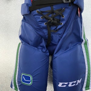 New Senior XL CCM HP45 Hockey Pants Pro Stock  VANCOUVER