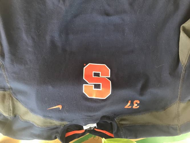 Syracuse lacrosse team issue shooter