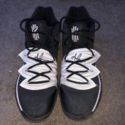 Nike Kyrie 5 black and white