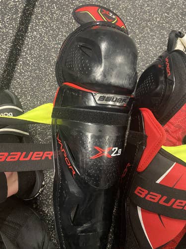 Senior Bauer  Vapor X2.9 Shin Pads