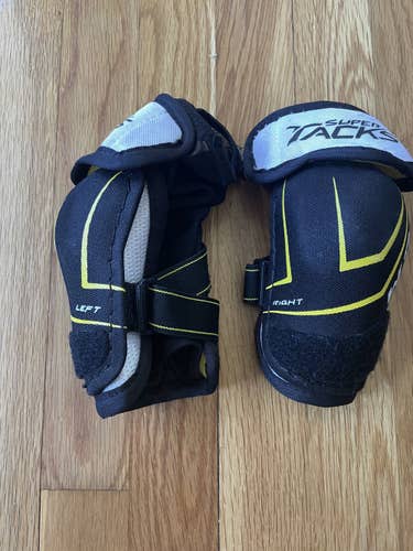 Youth Used Large CCM Elbow Pads Pro Stock