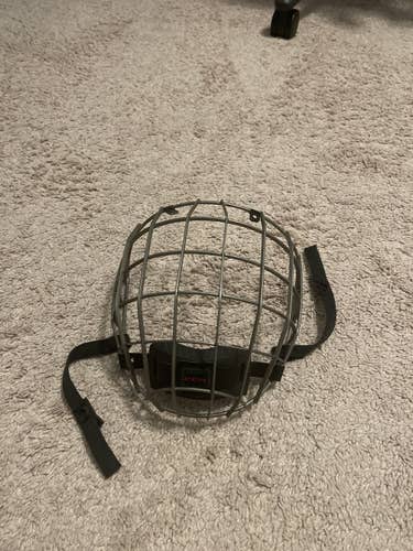 CCM Fitlite Titanium Cage