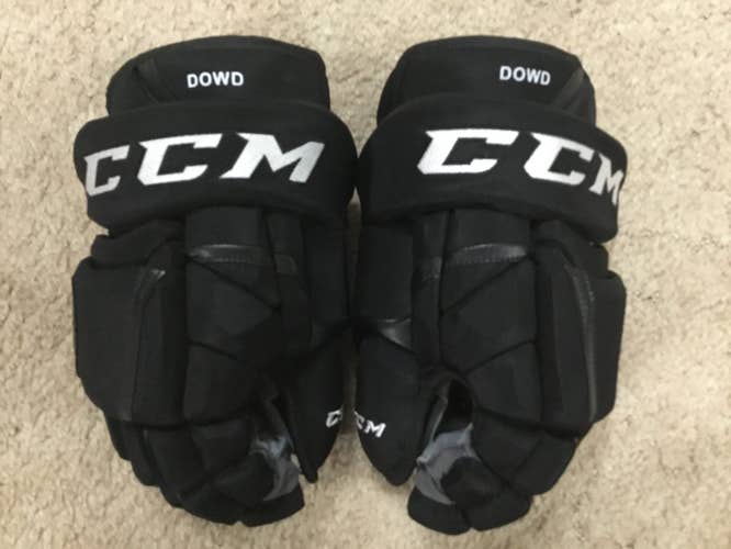 CCM HG12 Gloves 14"