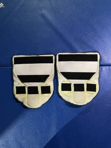 Used Maltese Gel Knee/ Thigh Guards