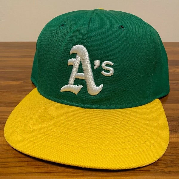 Oakland Athletics Hat Baseball Cap Fitted 7 1/2 Roman Vintage 80s