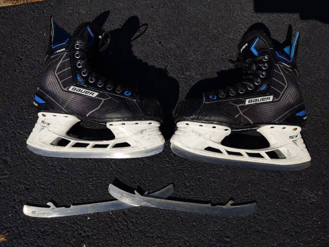 Used Senior Bauer Nexus 7000 Hockey Skates Regular Width Size 6